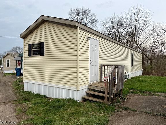 2nd image of 2606 Lincoln Way W #29