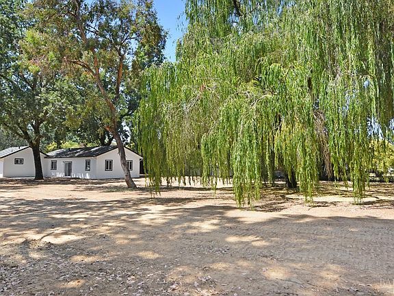 5th image of 3432 Moorland Avenue
