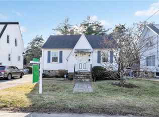 32 Ridgefield Ave, Waterbury, CT 06705