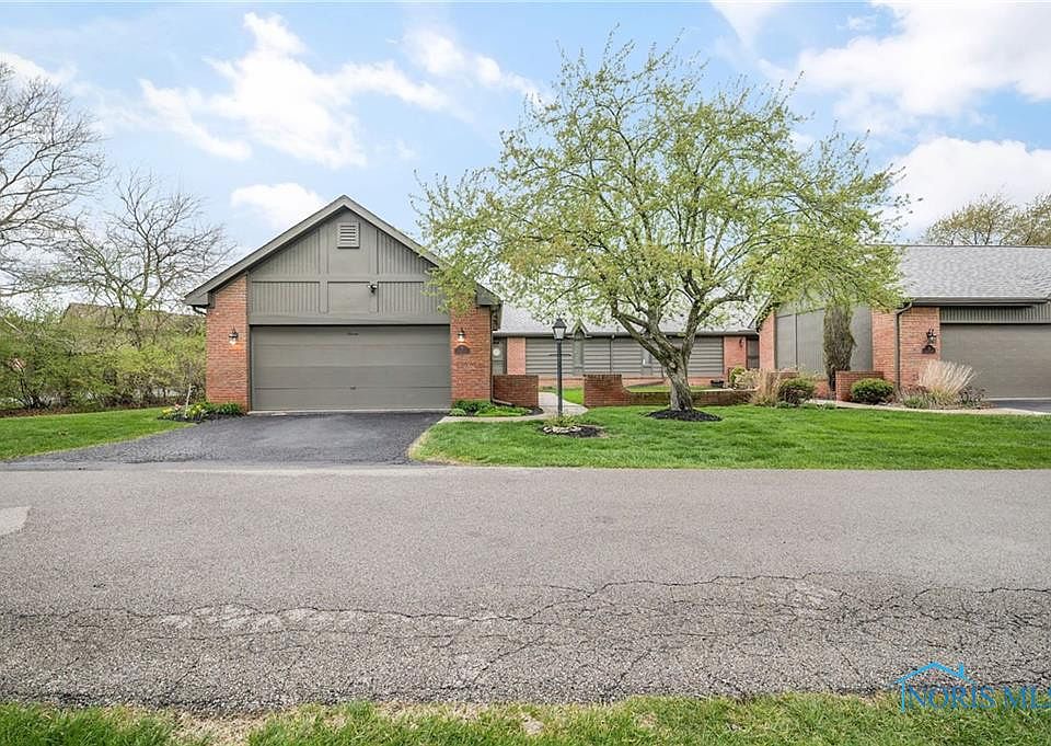1st image of 7 Glades Dr