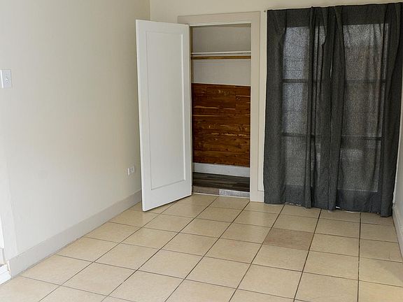 2nd image of 399 N Mentor Ave