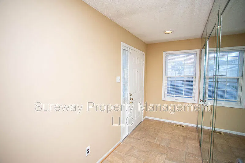 2 bed, 2.5 bath, 1178 sqft, $2,750 — Photo 4