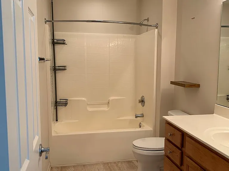 1032 Bridgeport Way — Photo 11