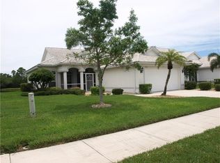 452 Pinewood Lake Dr, Venice, FL 34285