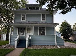 927 Walnut St, Osage, IA 50461