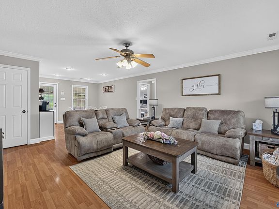 3rd image of 28738 Dorning Rd