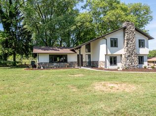 203 Asbury Dr, Maryville, TN 37804