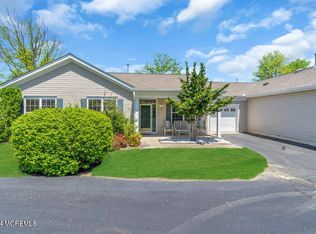 9 Autumntide Dr, Lakewood, NJ 08701