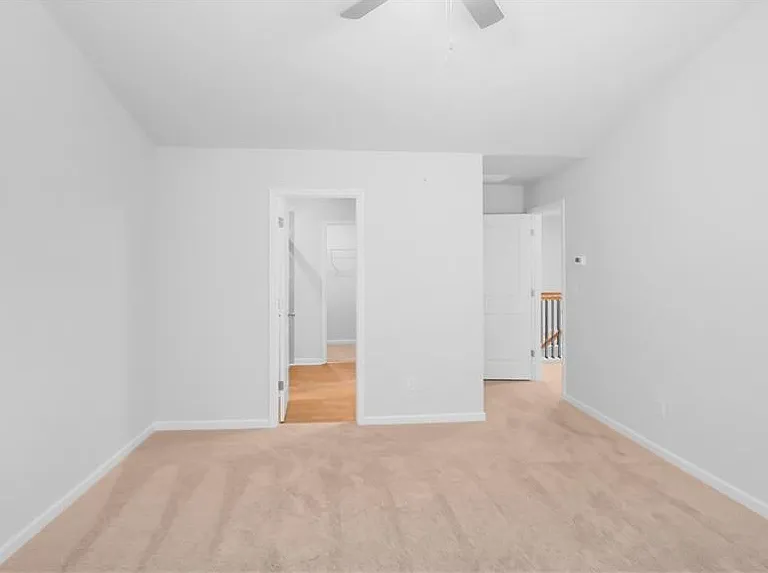 371 Lanier Cir — Photo 17
