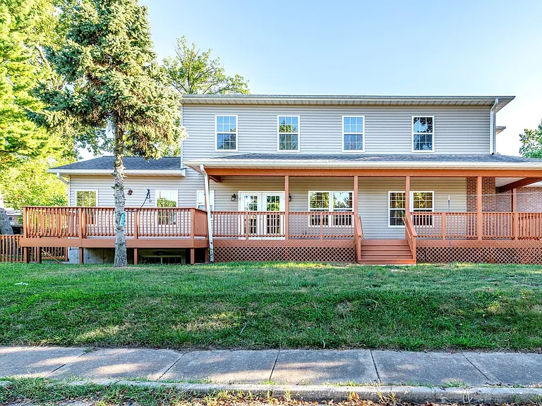 1140 Collingwood Dr — Photo 32