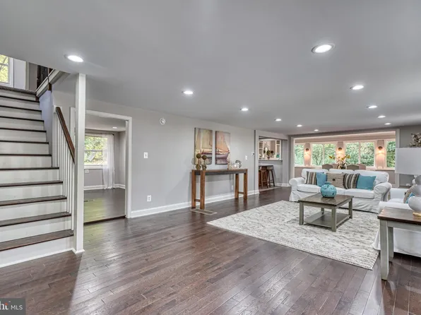 19701 Old York Rd, White Hall, MD 21161