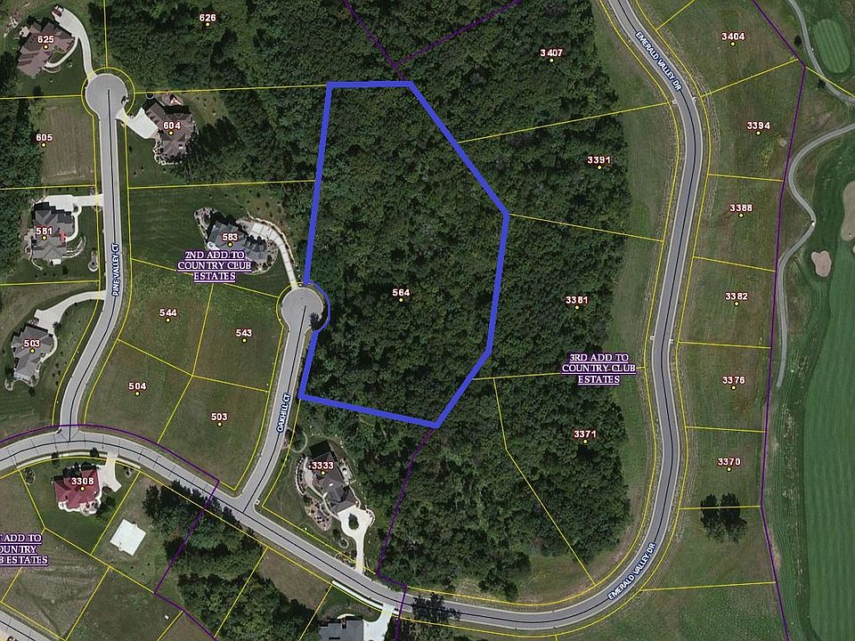 2nd image of 564 Oakhill Ct