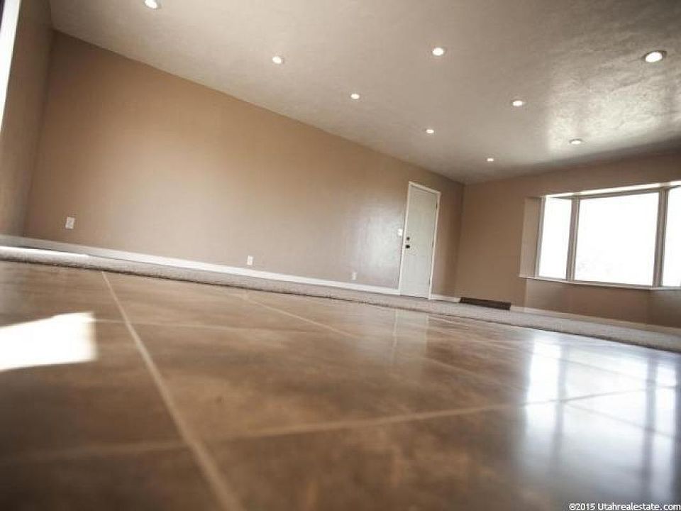 1st image of 8287 W Western Dr