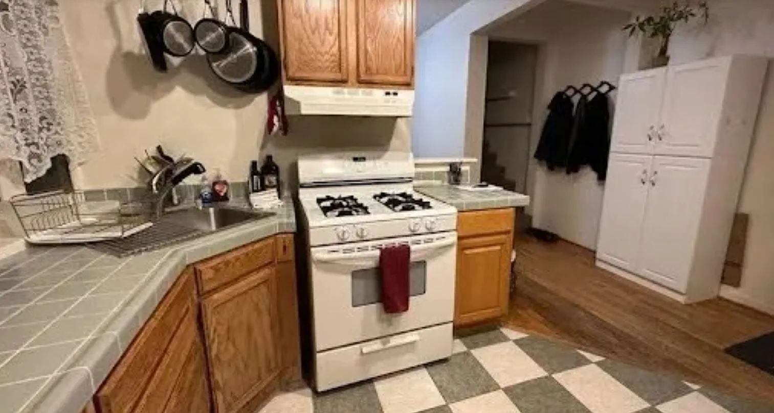 1 bed, 900 sqft, $2,250 — Photo 4