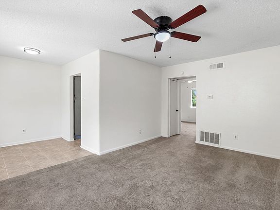 4th image of 1021 Chestnut St APT B8