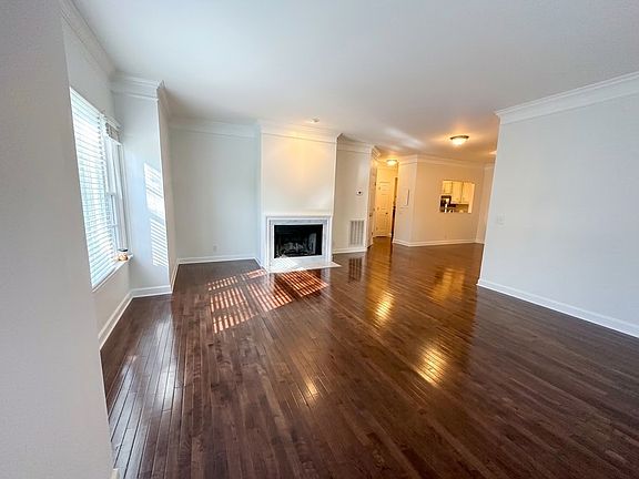4th image of 4202 Harding Pike #103