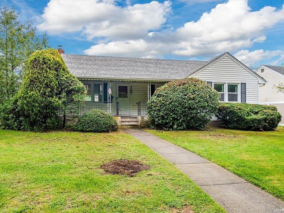 1st image of 797 Park Drive