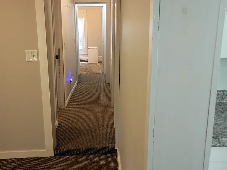 Hallway to Bedrooms_06222026
