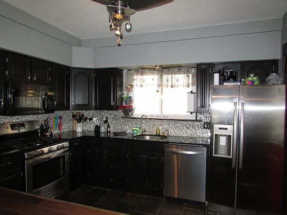 2nd image of 53 Tremont Ave