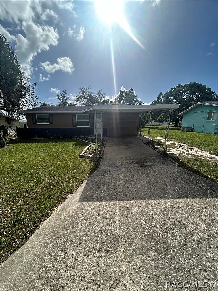 2 bed, 675 sqft, $1,300 — Photo 1