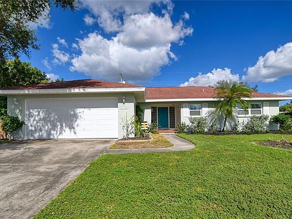5th image of 2739 Safe Harbor Dr
