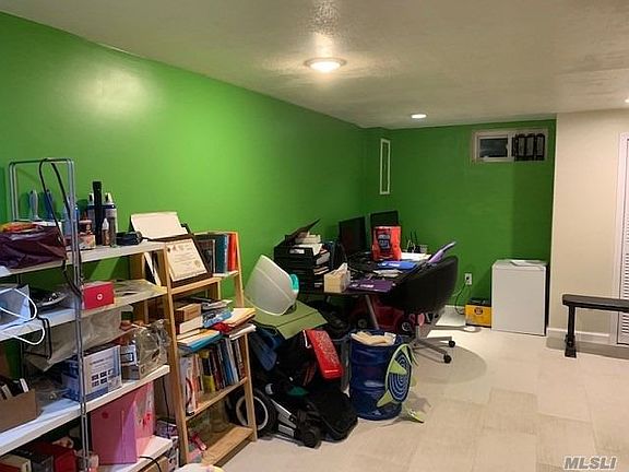 4th image of 446 N Corona Ave APT 1