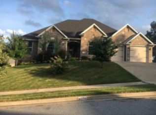 4008 NE Kensington Ave, Bentonville, AR 72712