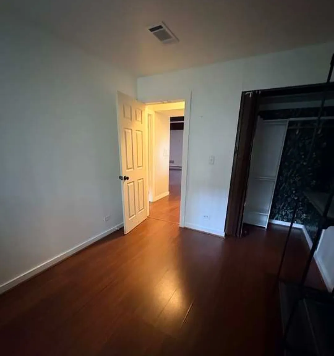 2 bed, 753 sqft, $1,700 — Photo 2