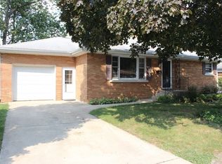 927 W Walnut St, Kankakee, IL 60901