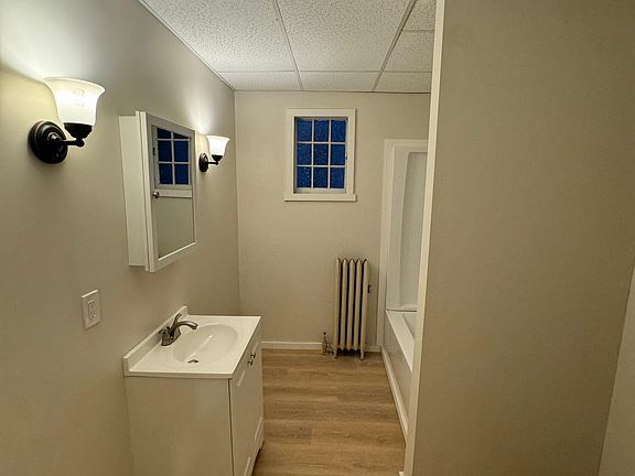 5th image of 207 Main St #1REAR