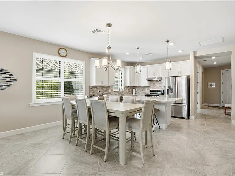 12361 Canal Grande Dr — Photo 9