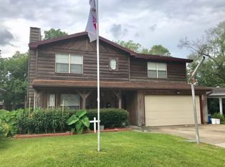 2013 8th St, Port Neches, TX 77651
