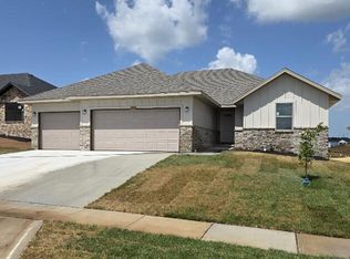 931 S Pindall Lane, Nixa, MO 65714