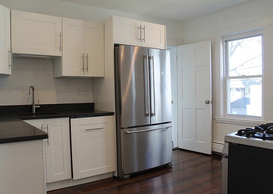 1st image of 1016 South St #1