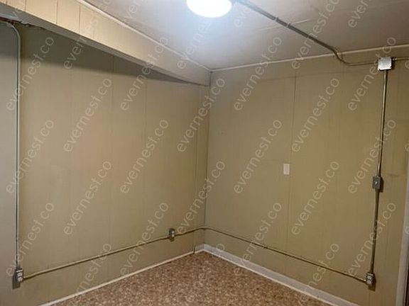 5th image of 202 Maplewood Ave #3