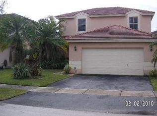 18540 NW 22nd Ct, Pembroke Pines, FL 33029