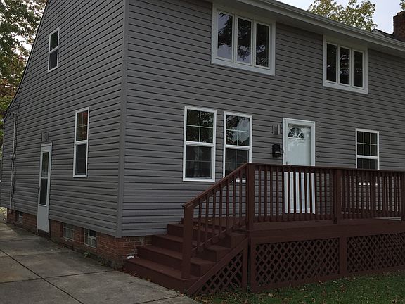 3rd image of 27150 Mallard Ave