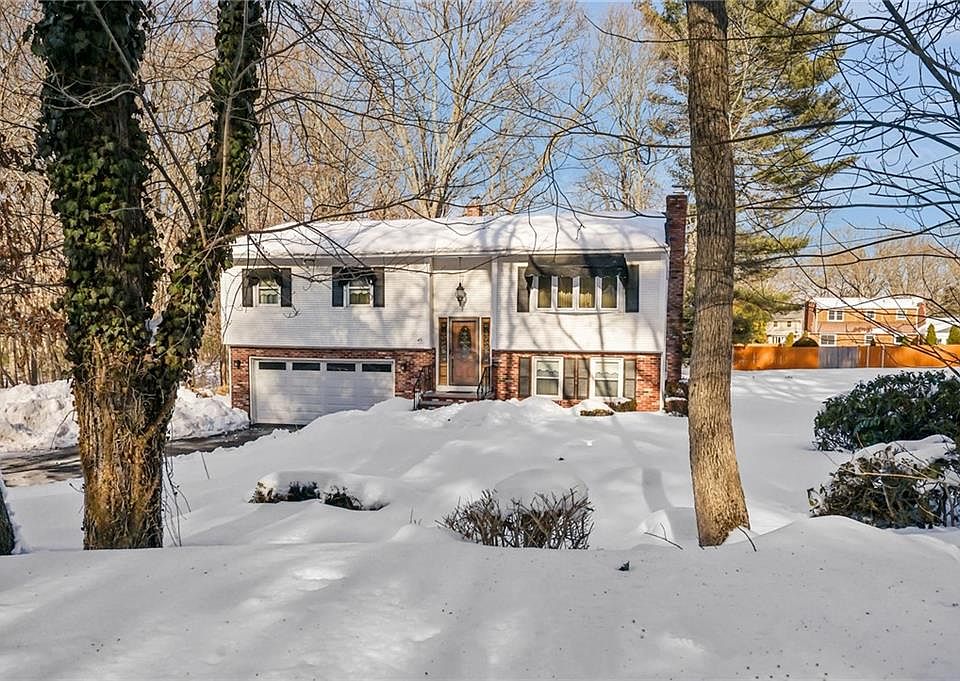 1st image of 49 Orchard Ave
