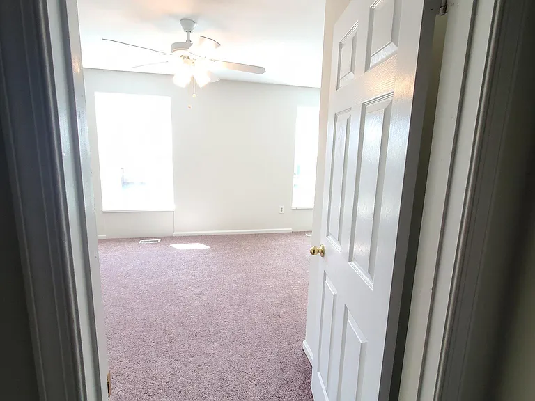 15582 Northgate Dr — Photo 30
