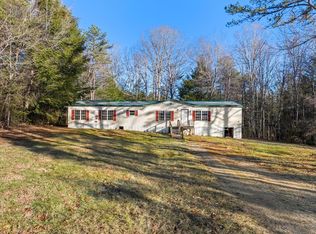 145 Hemlock Dr, Jamestown, TN 38556