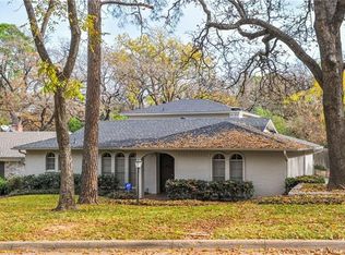 705 Sanford Ct, Arlington, TX 76012