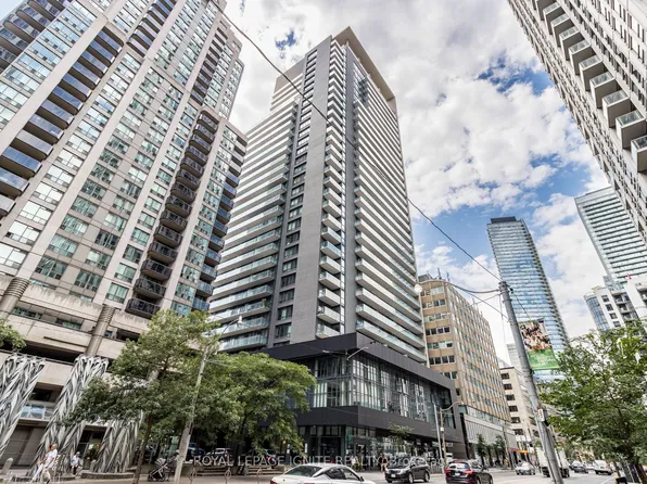 770 Bay St, Toronto, ON
