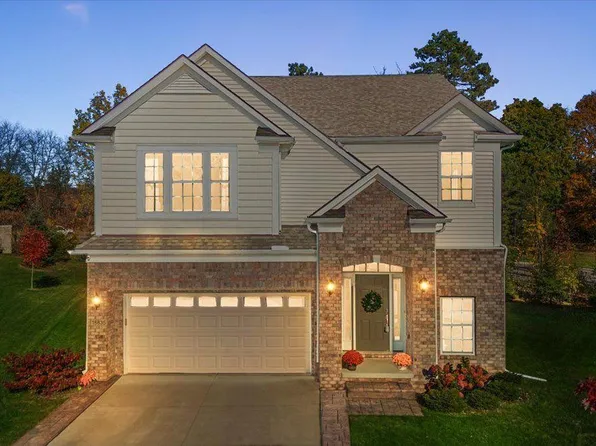 18835 Denali Cir, Northville, MI 48168