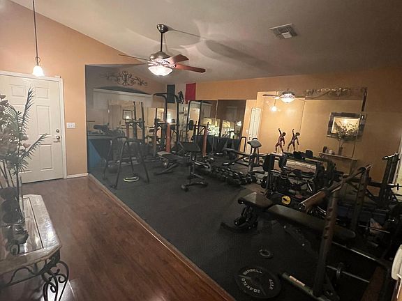 3rd image of 6746 W Greenland Ct