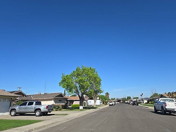 5th image of 1460 Cypress Ln