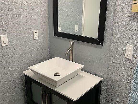 Downstairs Half-Bath