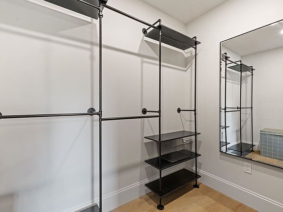 3rd image of 70 Greystone Ln #2