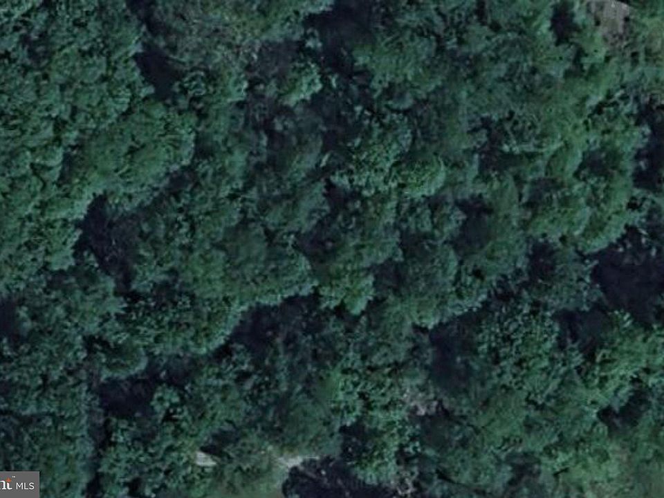 2nd image of 4420 Breidenbaugh Lane Gln