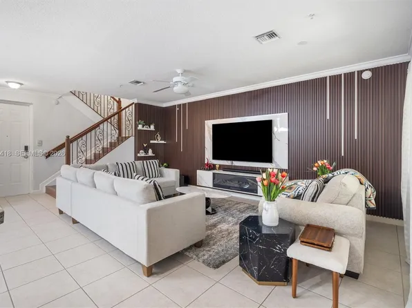 2925 NW 126th Ave #105, Fort Lauderdale, FL 33323