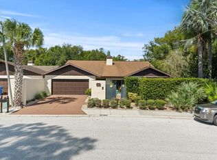 13610 Avista Dr, Tampa, FL 33624